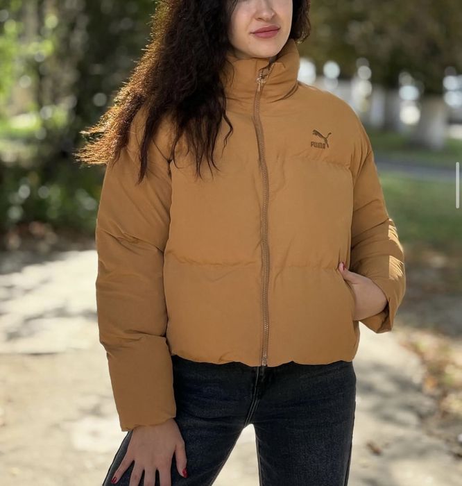 Пуффер від бренду PUMA