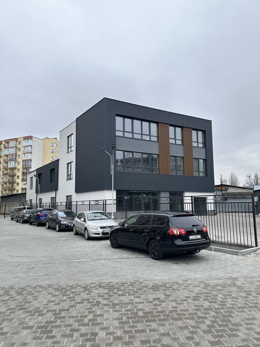 Оренда комерційного приміщення біля комплексу ЖК Фаворит