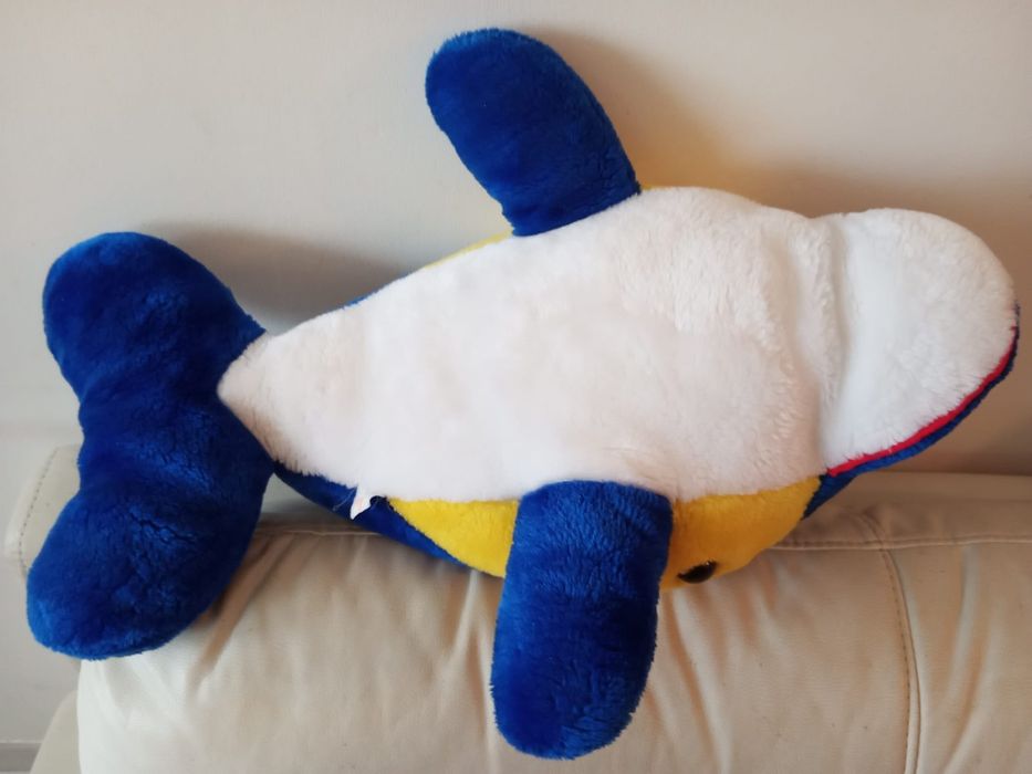 Brinquedo: Peluche golfinho azul