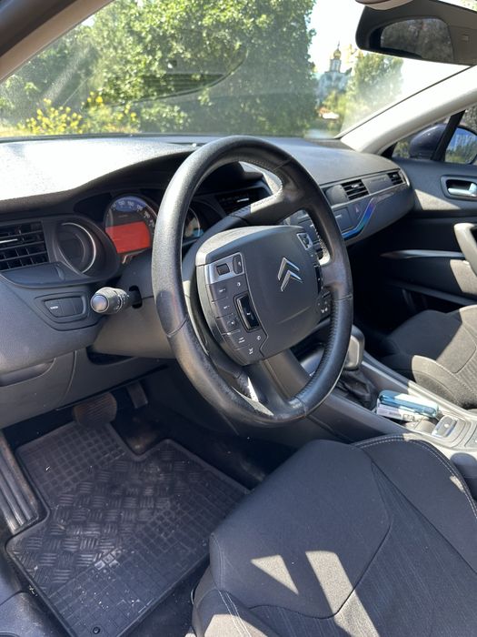 Продаж авто Citroën C5 2009 року