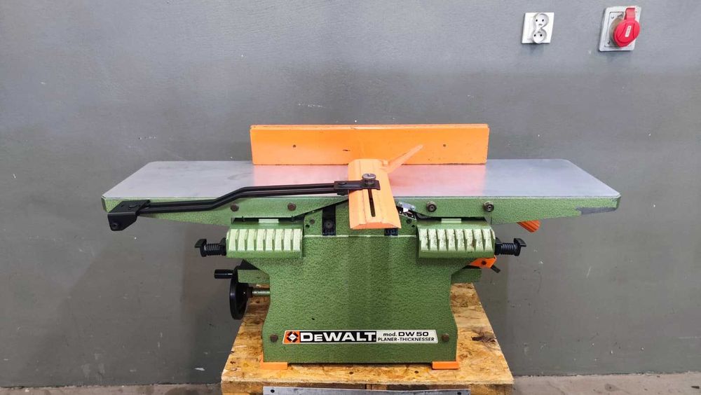 heblarka grubościówka strugarka wyrówniarka DeWALT DW50