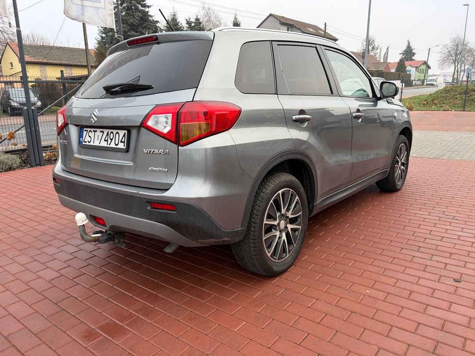 Suzuki Vitara 4x4 1,6 benzyna - bogate wyposażenie