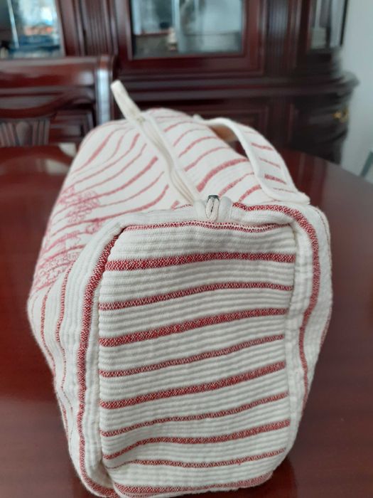 Bolsa multiusos, varias funções