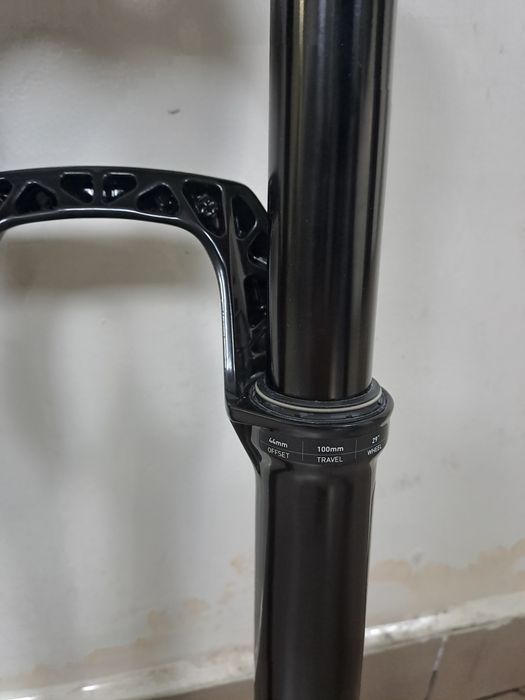 Вилка RockShox SID  Select+ SL Debon Air Boost 29" 100 мм