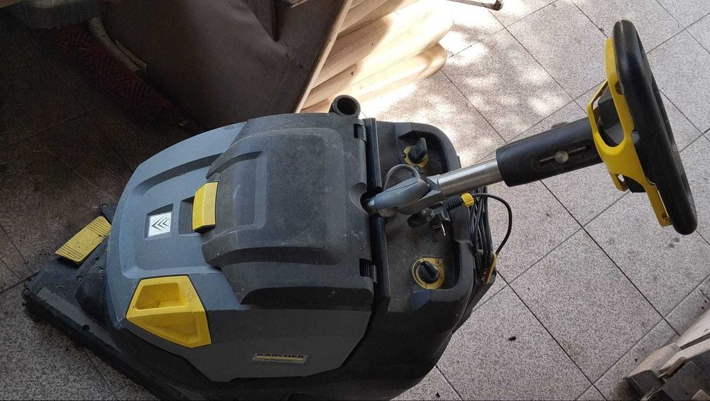 Autolavadora de Pavimentos Karcher BR 45/22