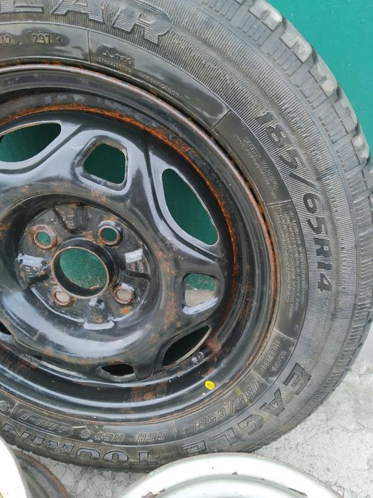 Продам авторезину 185/65 R14