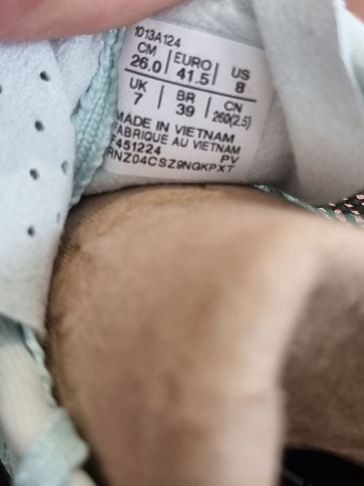 Оригінал 100% Кросівки Asics Metaspeed Sky Paris  EURO 41.5