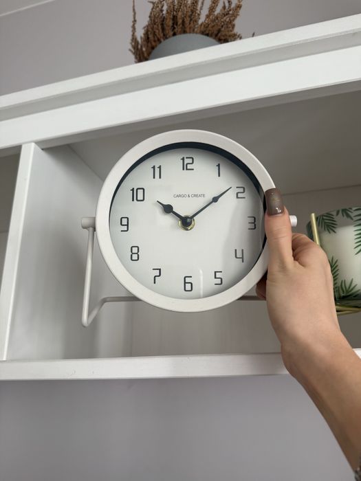 Zegar analogowy homla biały stojący