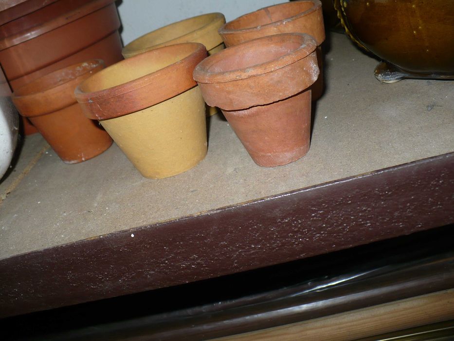 Doniczki ok 30 sztuk- różne