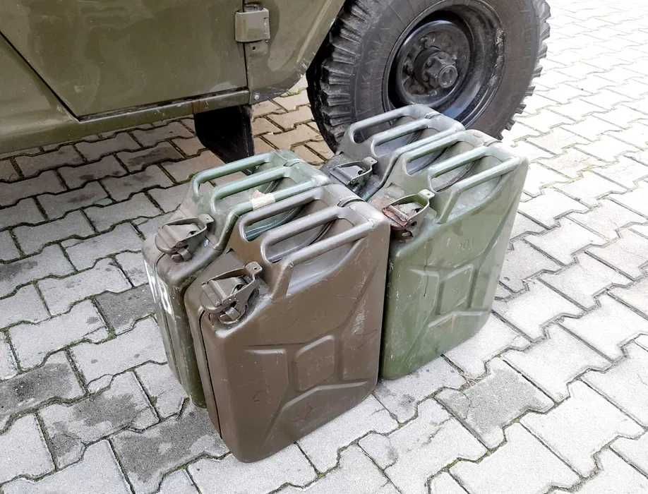 Kanister 20l metalowy stalowy demobil WP na paliwo