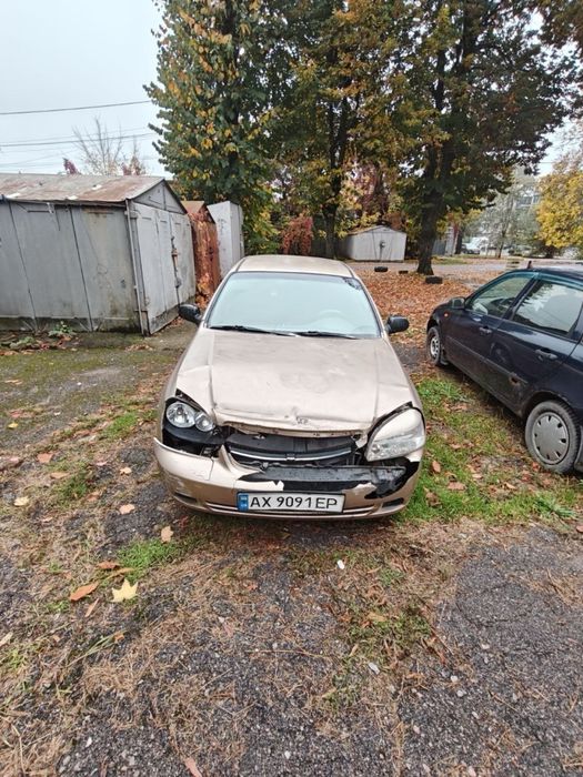 Авто  на ходу после небольшого дтп