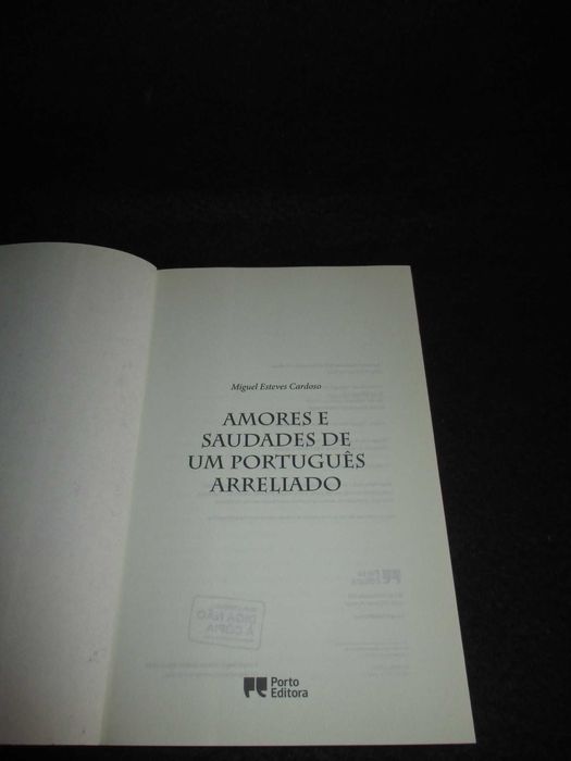 Livro Amores e Saudades de um Português Arreliado MEC