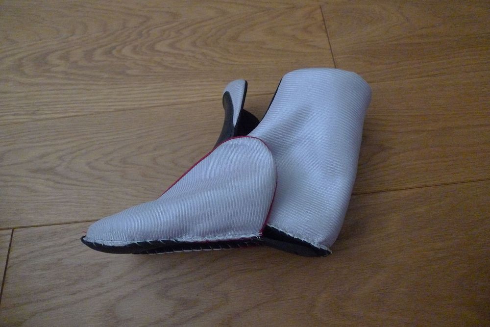 Ролики Walmart США 
Розмір регулюється з  20,5 - 25 см