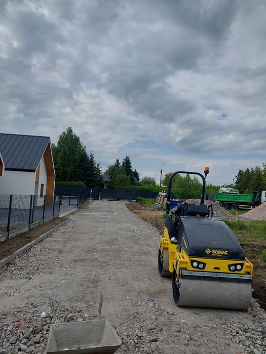 Budowa dróg, drogi dojazdowe, tymczasowe, roboty drogowe, brukarstwo