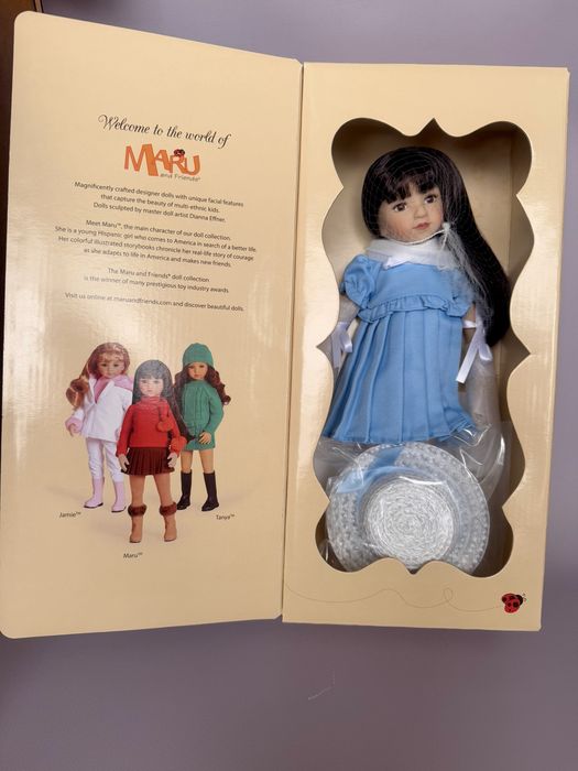 Вінілова лялька Doanna Effner