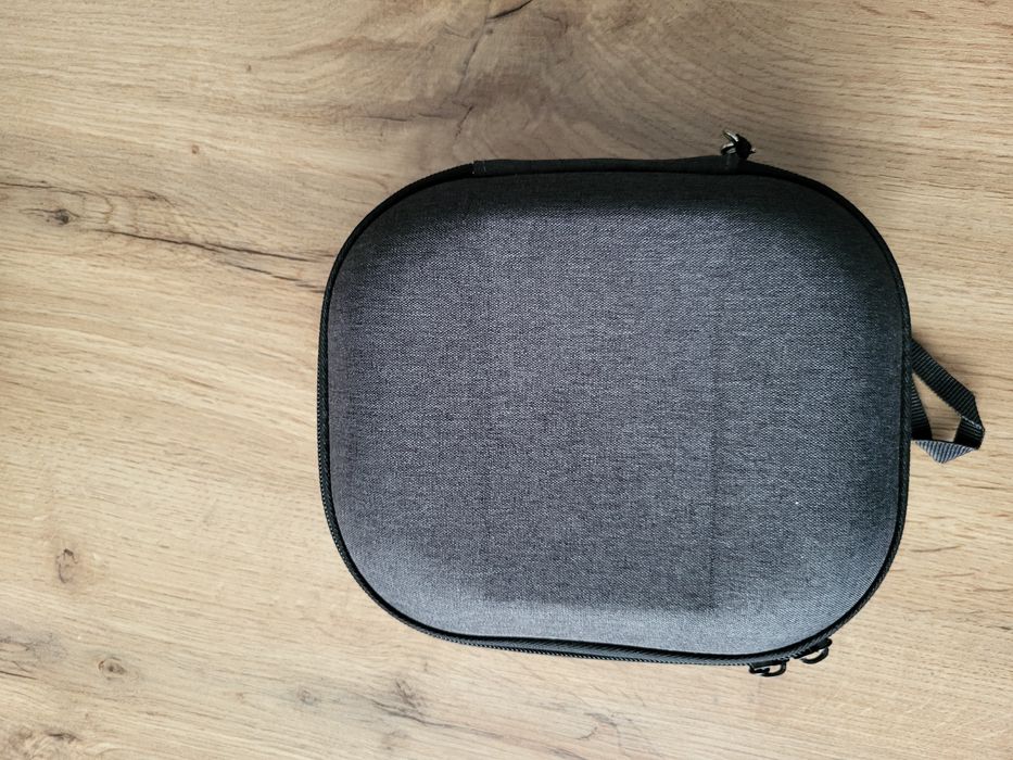 Eleganckie etui pokrowiec na słuchawki