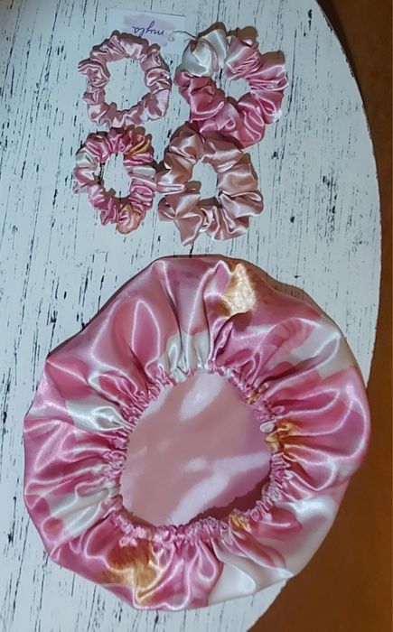 Jedwabny czepek rozmiar L +4 scrunchies