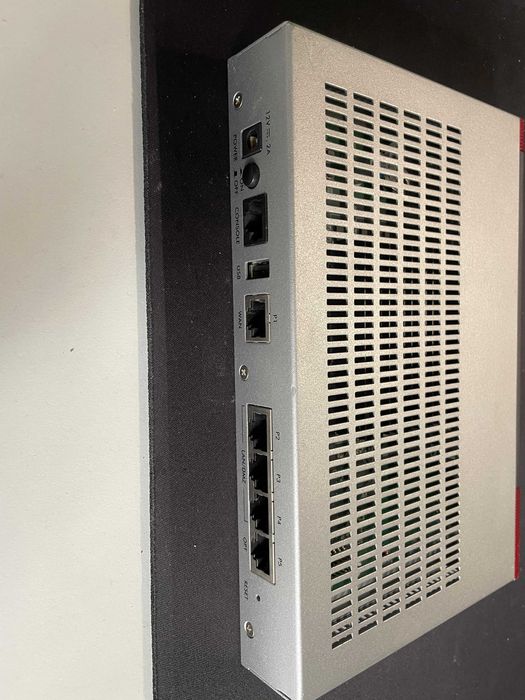 Firewall Zyxel ZyWALL USG40 – VPN / UTM / Gateway (5 portas)