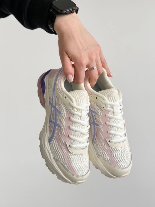 Бомбові жіночі кросівки Asics Gel-Flux 4 White Pink Violet
