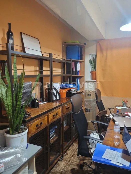 Продаж. Комерційне приміщення 127 м² | локація метро Шулявка