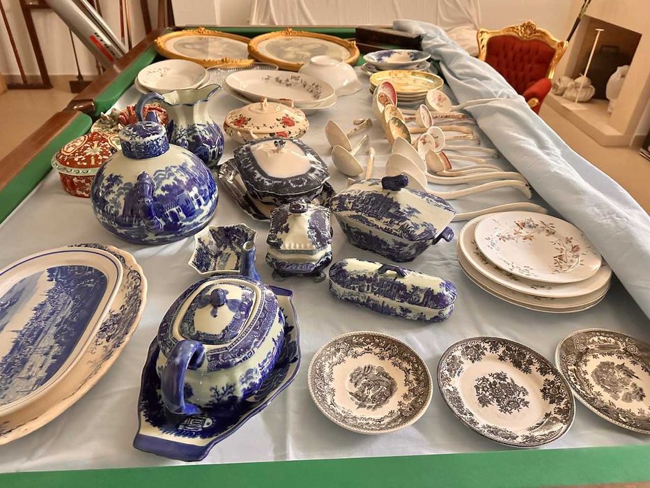 Recheio privado terrinas conchas pratos vista alegre azul antiguidades