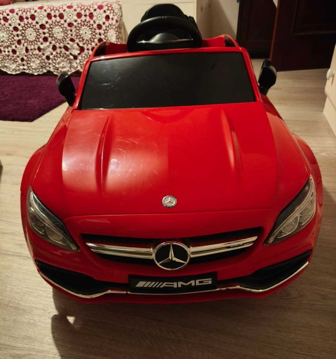 Carro elétrico criança