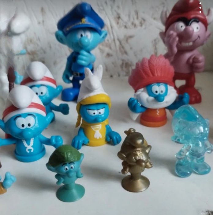 Smerfy różne figurki