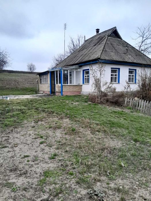 Продається будинок с.Голов'ятине Черкаський район 067 943 97 00