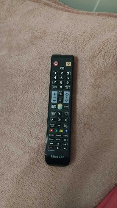 Telewizor Samsung 46 cali UE46ES8005U uszkodzony + pilot