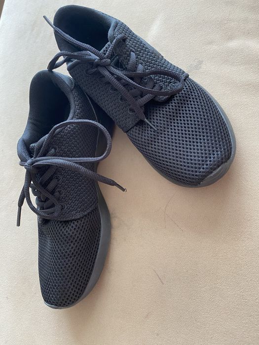 Buty sportowe KangaROOS rozmiar 38
