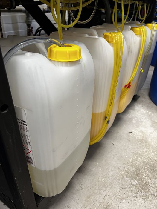 Beczka, karnister 20 l i 25 l karnistry beczki