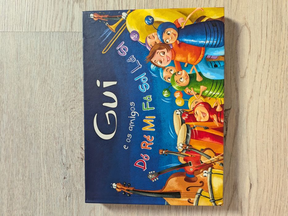 Livros infantis variados