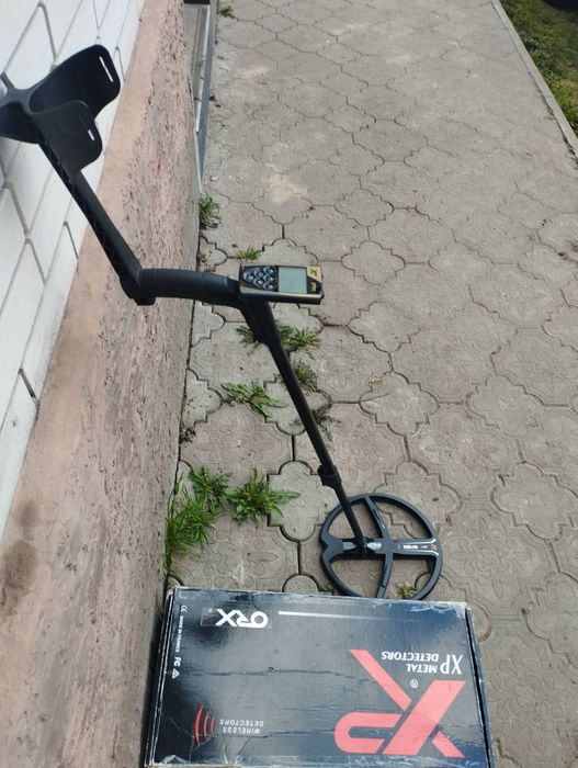 Металошукач Deus XP