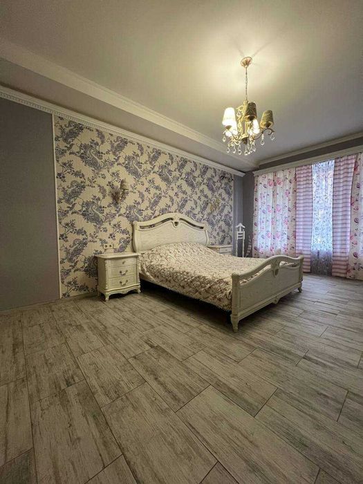 Продам новый элитный дом - вся мебель и техника, район Пятихатки.