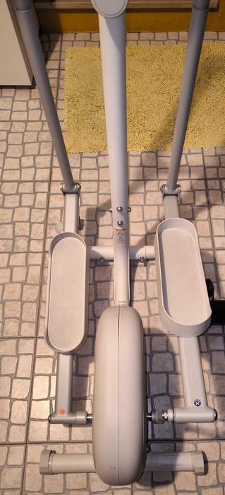 Bicicleta Elíptica Autoalimentada Initial Elliptical 300