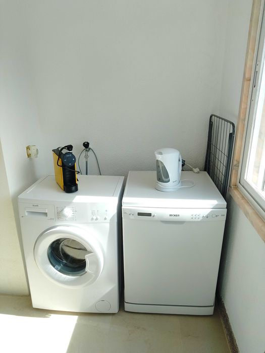 Alugo Quarto em Sesimbra
