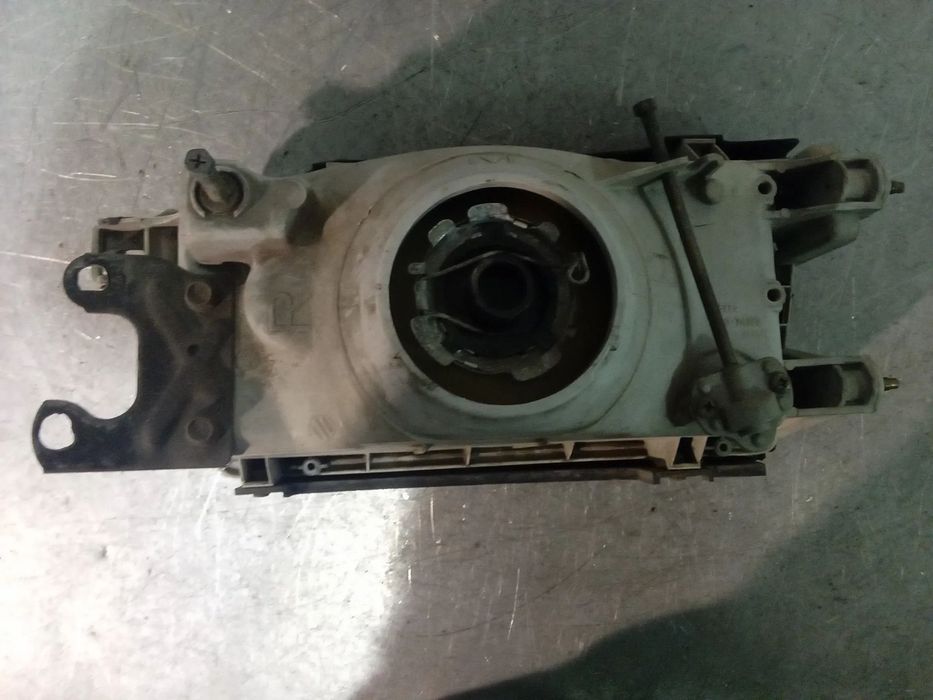 ÓTICA / FAROL TOYOTA COROLLA E80 - ESQUERDO / DIREITO