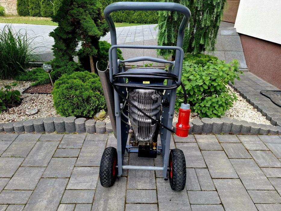 Myjka Karcher HD 10/25-4 CAGE 250 bar 2013r 20m węża super stan Radom