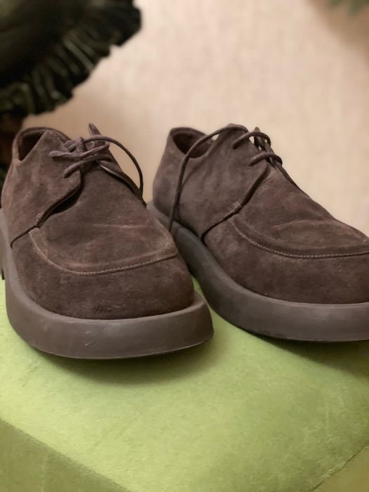 Туфли замш , были одеты один раз , состояние новых , размер 40