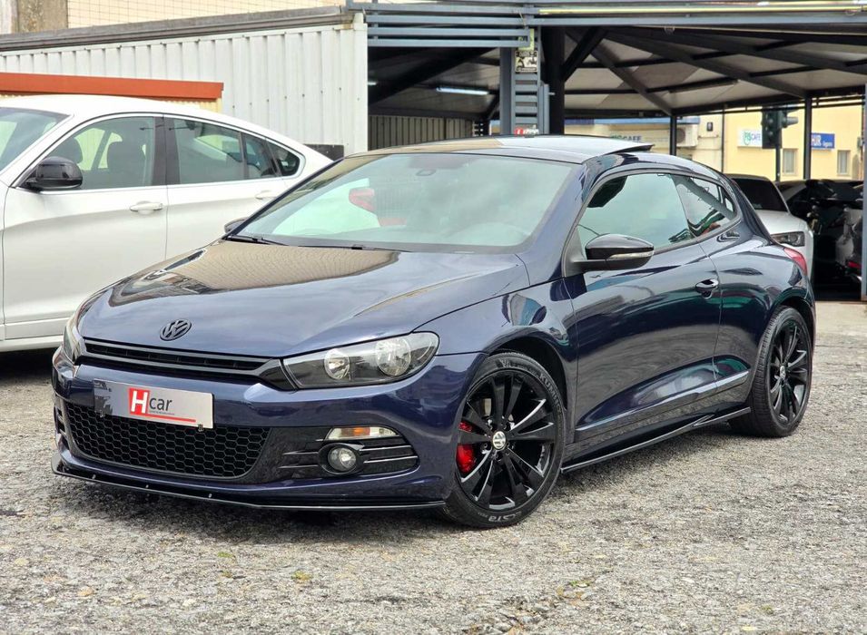 VOLKSWAGEN SCIROCCO 2.0TDI 140CV (LOOK R)