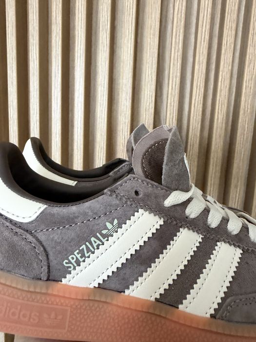 Buty Adidas Spezial brazowe