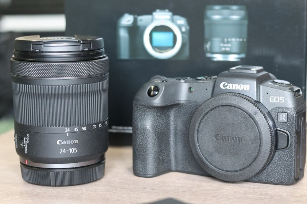 Canon eos rp +  lente rf 24-105mm f/4-7.1 is