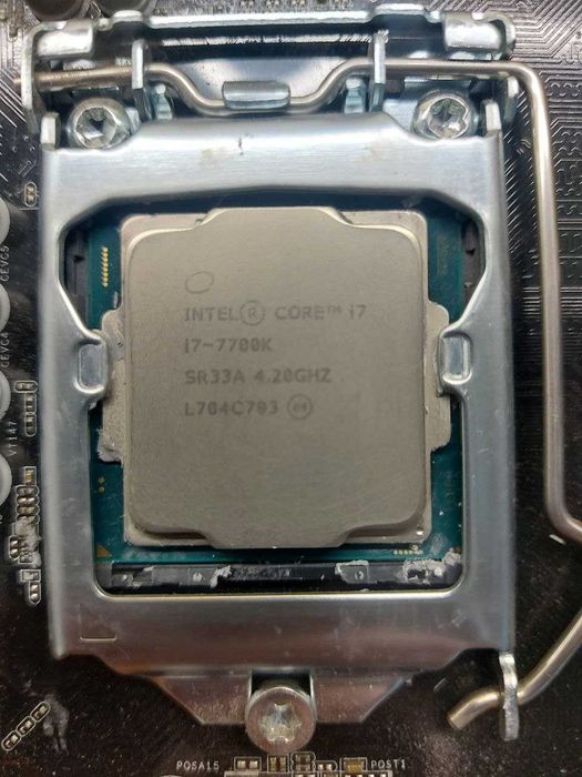 Компьютер / Комплект Intel Core i7-7700K /ASRock H110M-HDV socket 1155