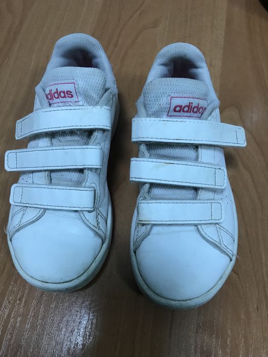 Оригінальні кросівки adidas, кросівки для дівчинки, красовки