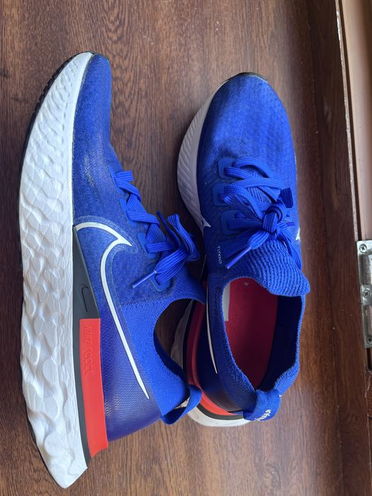 Кросівки 41.5 розмір Nike react оригінал