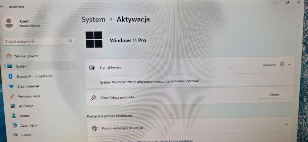 Firmowy zestaw komputerowy DELLIntel i3 Windows11 monitor Samsung
