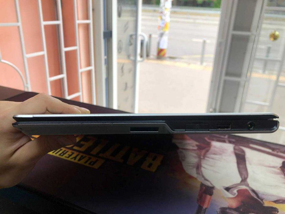 Продаётся ноутбук FujiTsu | i5 1800 | 4gb OZU | HDD 500gb