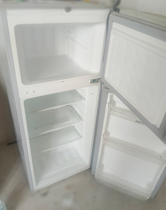 Sprzedam lodówkę