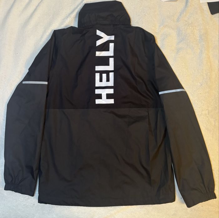 Вітровка Helly Hansen, розмір 152 / 12 років