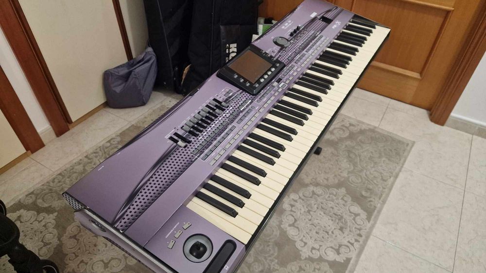 Vendo korg PA3x em bom estado